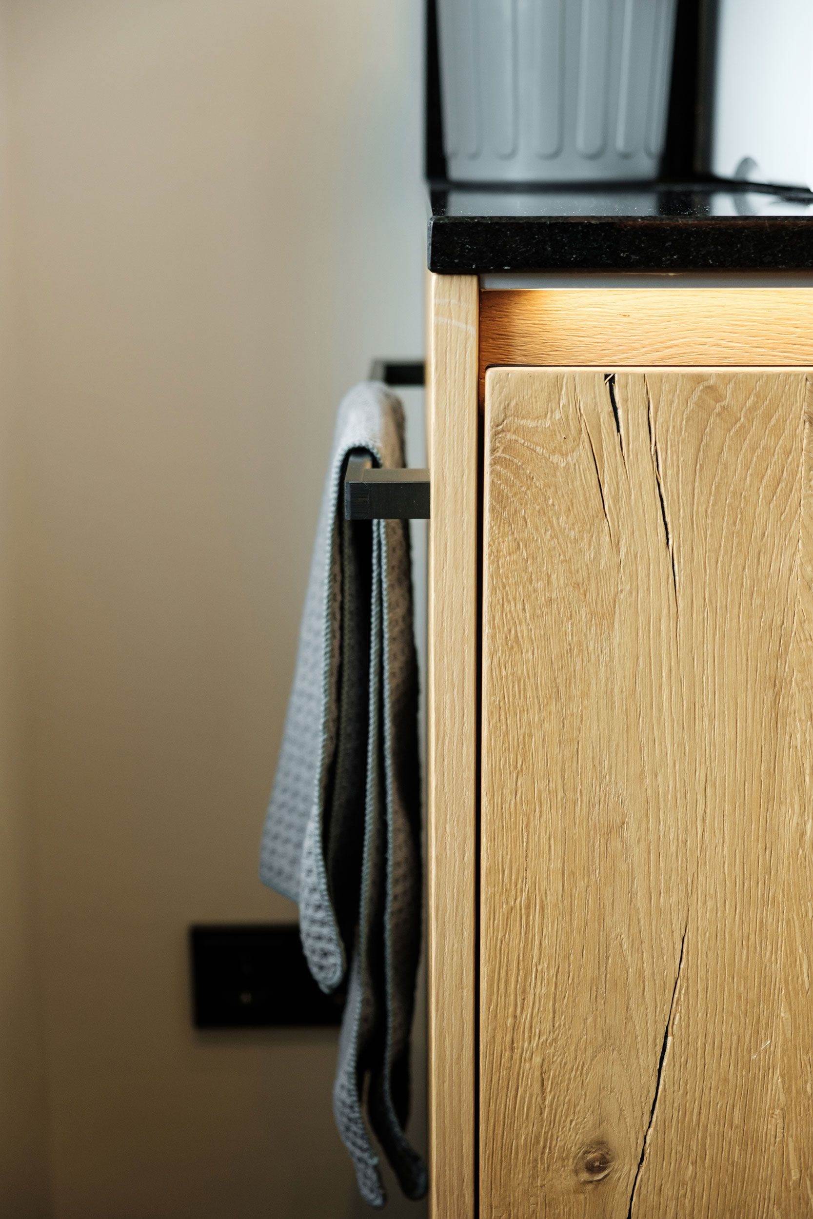 Detailfoto Holz einer Küche